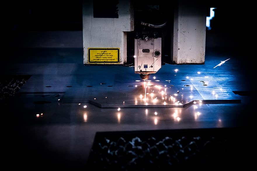 laser-cutting-machine-plasma-sparks-technology-factory-mori-laser-cutting